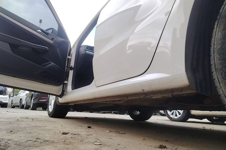 Volkswagen Lavida 2017 car image #27