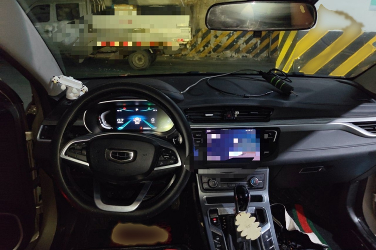 GEELY Emgrand 2019 #12 GEELY Emgrand 2019 car image #12