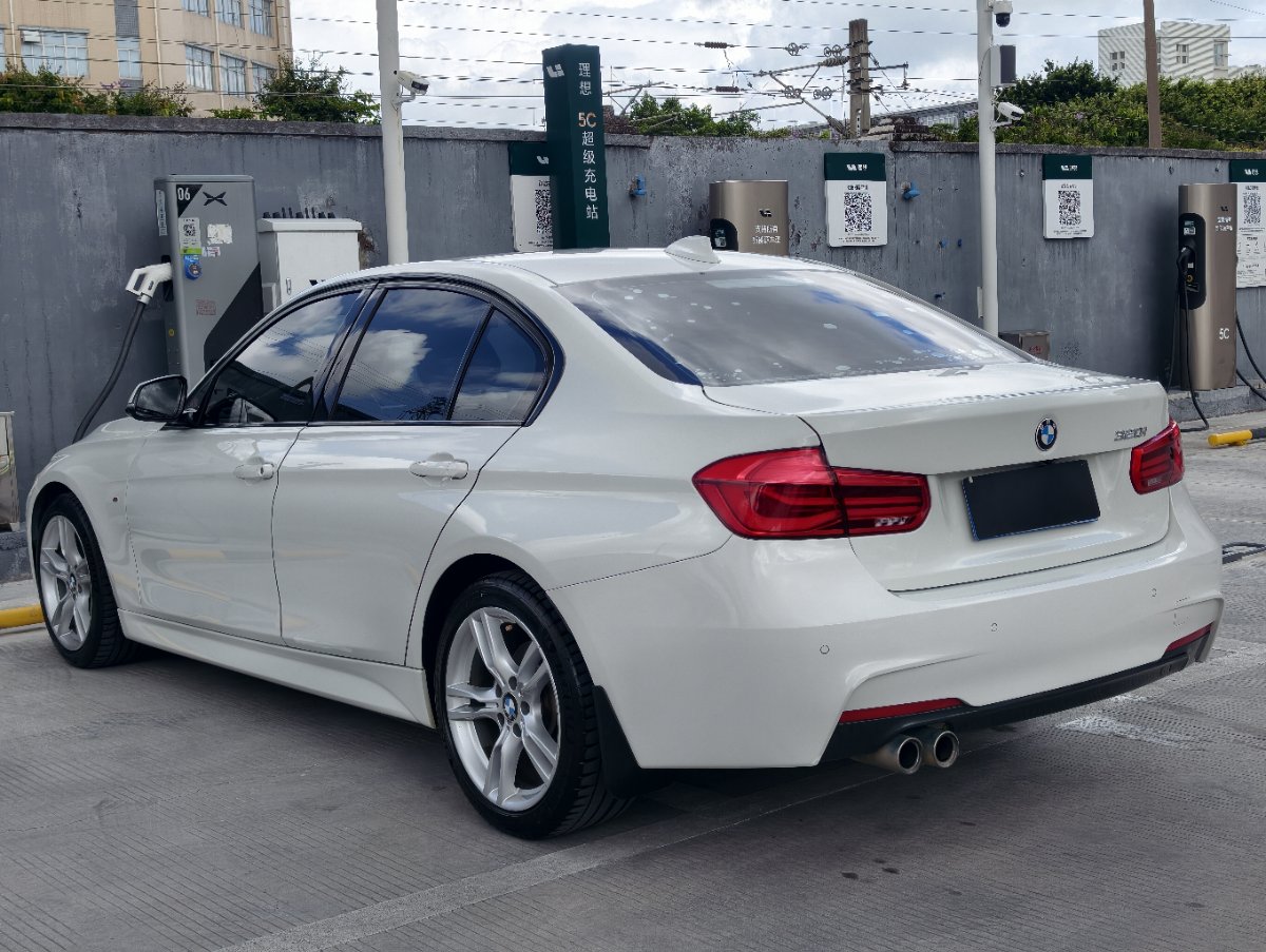 BMW 3 Series 2018 #10 BMW 3 Series 2018 car image #10