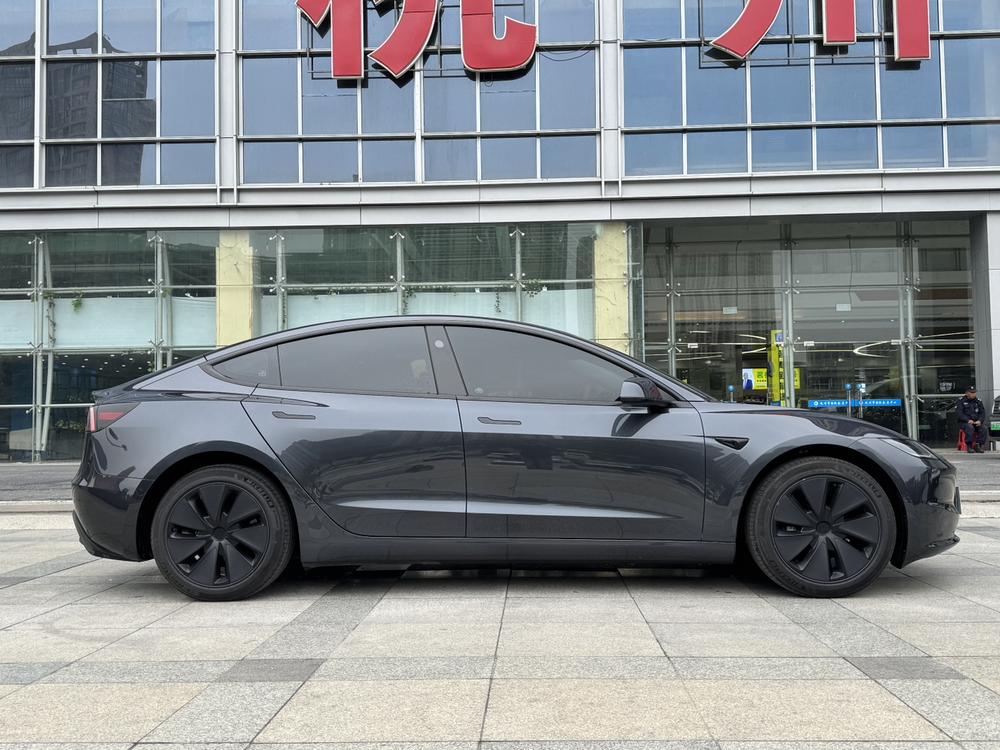 Tesla Model 3 2024 #8 Tesla Model 3 2024 car image #8