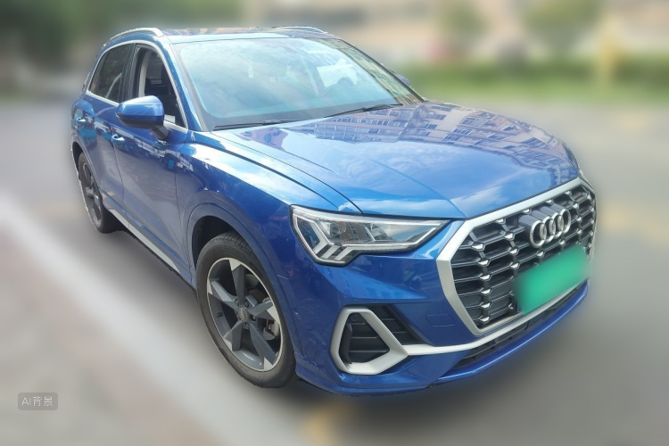 Audi Q3 2021 car image #4