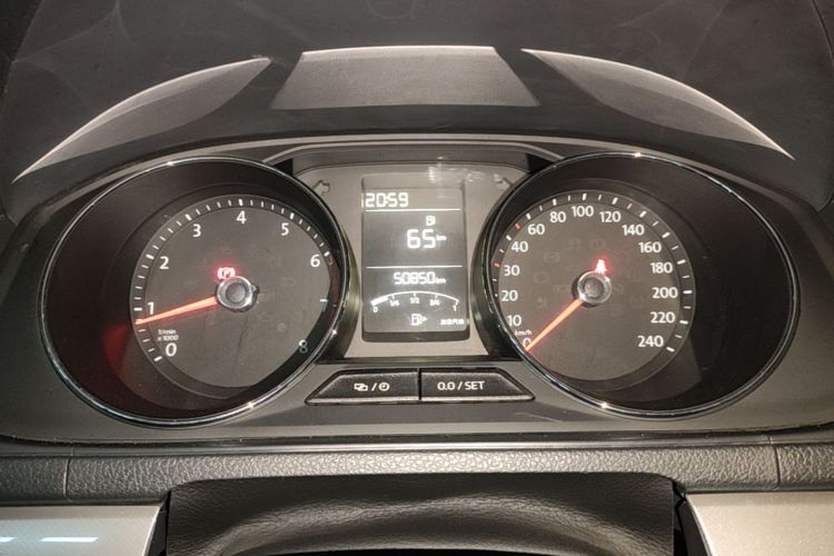 Volkswagen Lavida 2017 car image #16