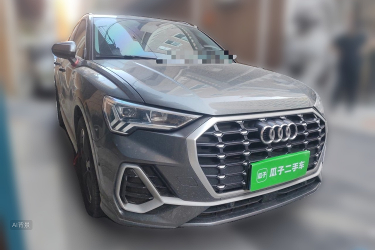 Audi Q3 2022 car image #4