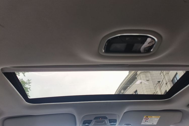 GEELY Emgrand 2020 car image #18