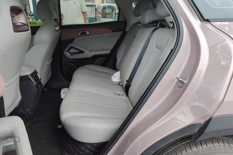 BYD YuanUP 2025 #19 BYD YuanUP 2025 car image #19