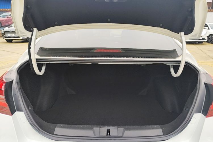 GEELY Emgrand 2018 image de voiture #19