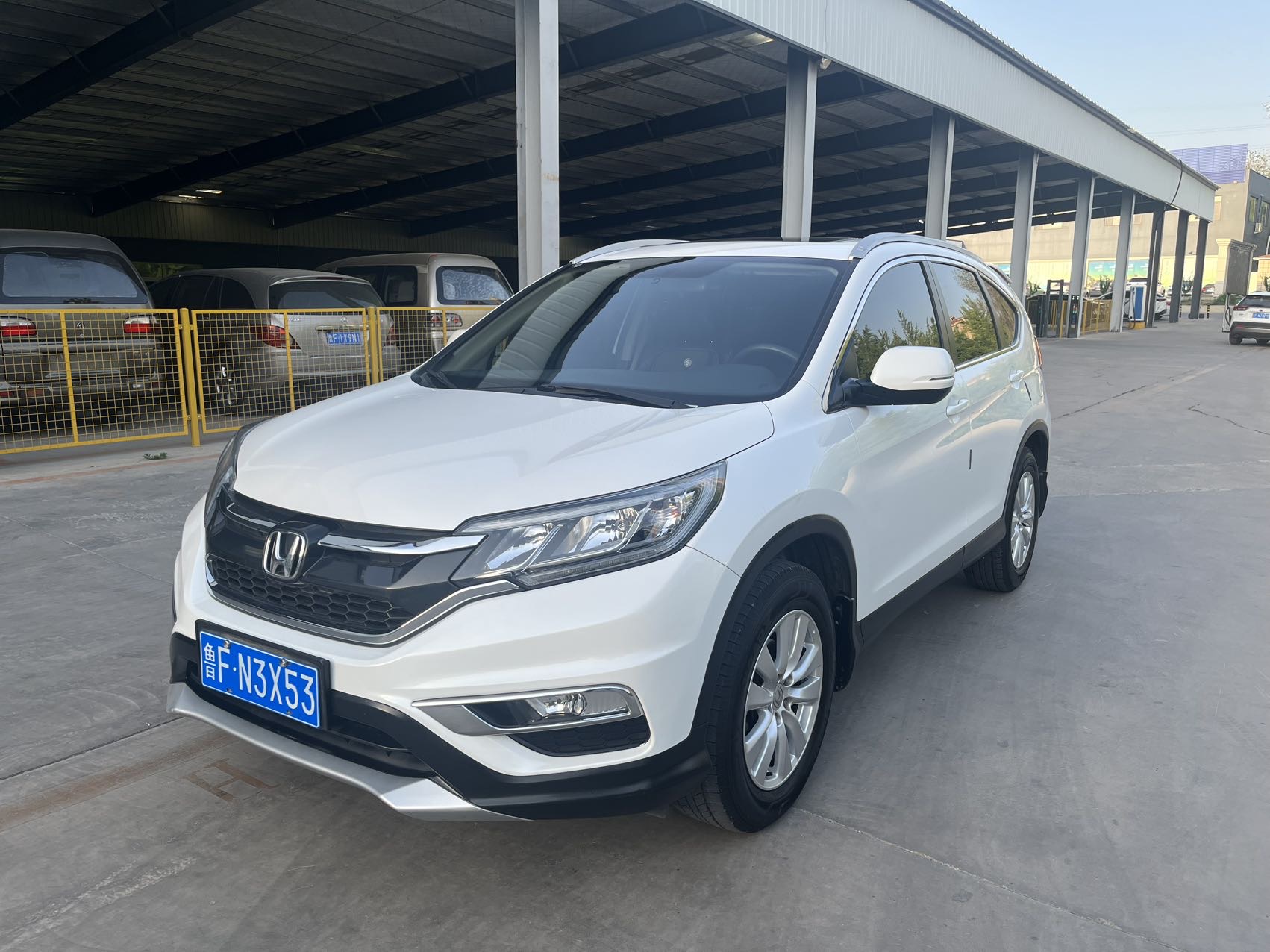 Honda CR-V 2017 Honda CR-V 2017 car image