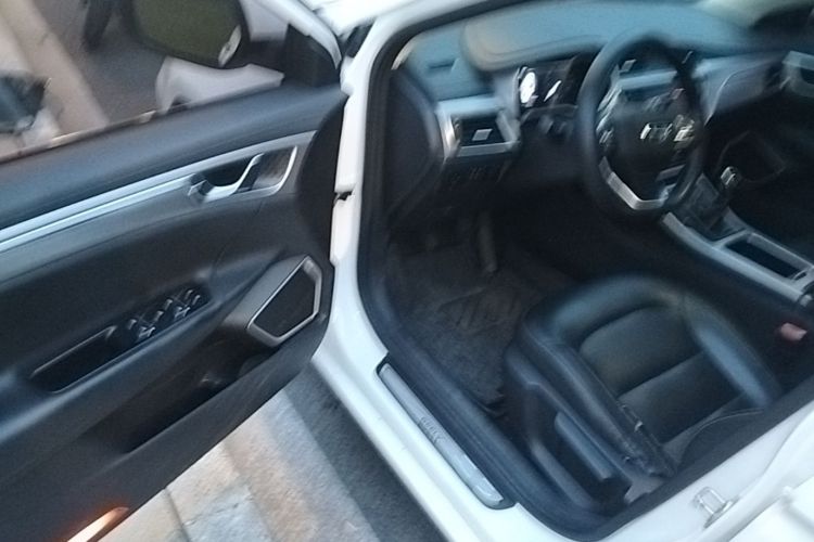 GEELY Emgrand GL 2019 car image #16