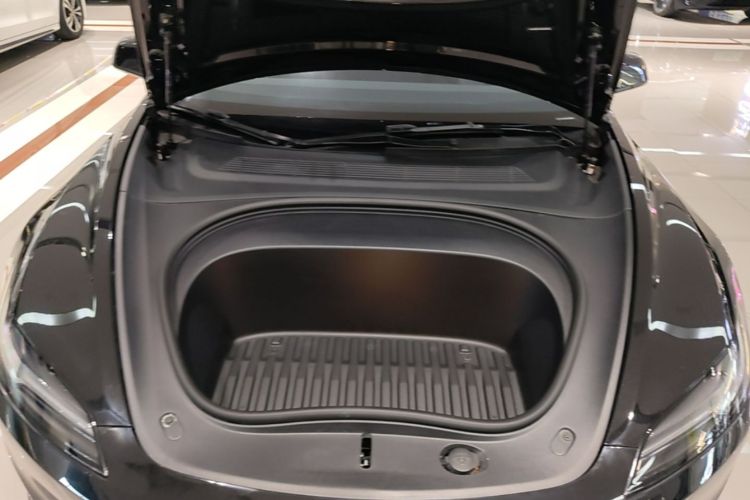 Tesla Model 3 2025 #20 Tesla Model 3 2025 car image #20