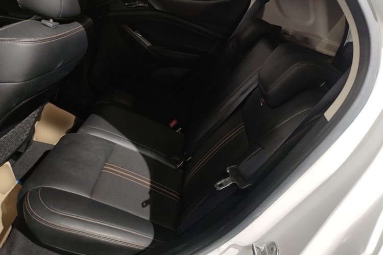 BYD Yuan 2018 car image #17