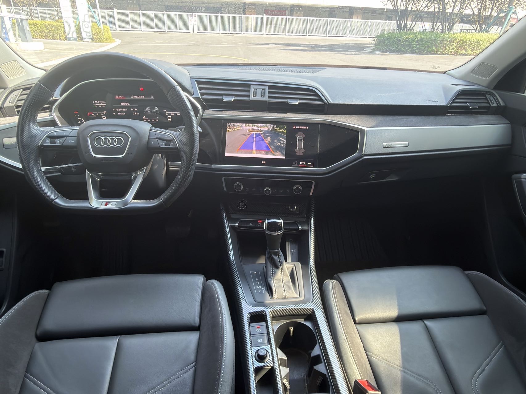 Audi Q3 Sportback 2023 imagen de coche #6