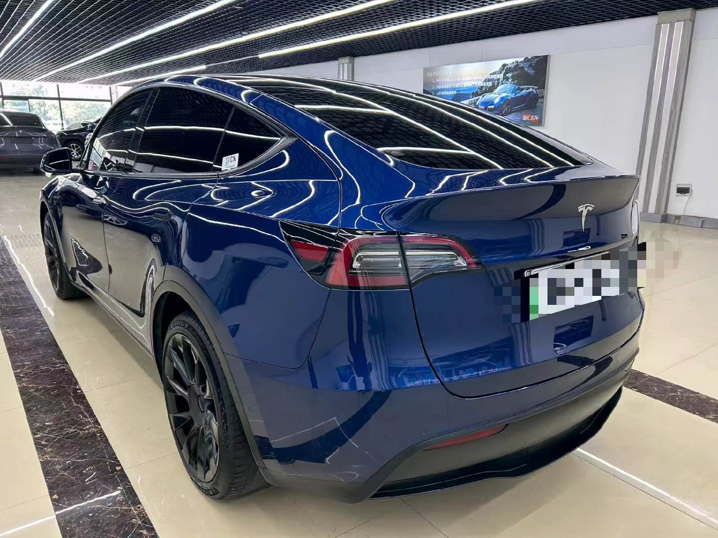 2021 car image #6