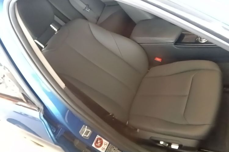 BMW 3 Series 2017 image de voiture #23