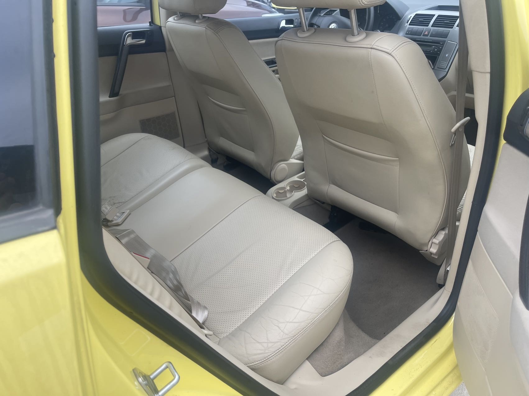 Volkswagen Polo 2008 car image #4