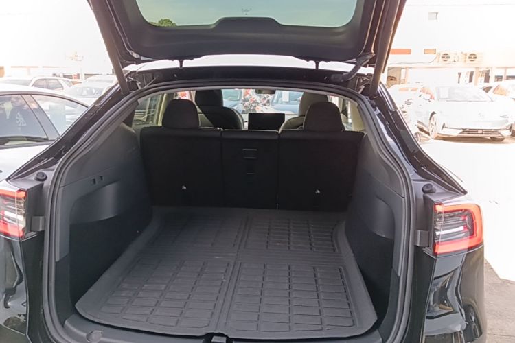 Tesla Model Y 2022 #21 Tesla Model Y 2022 immagine di auto #21