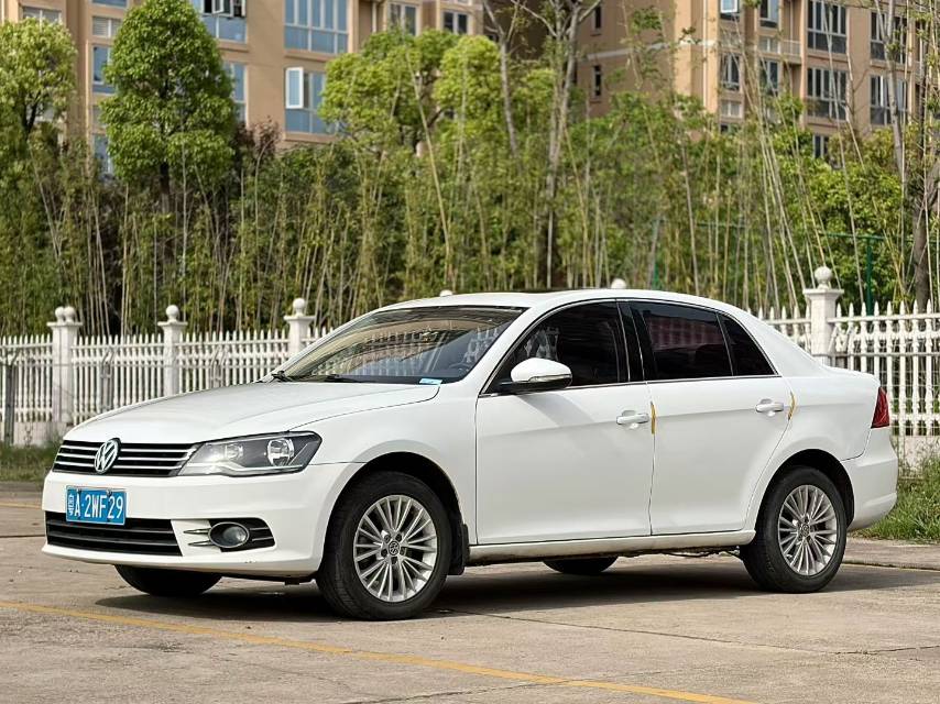 Volkswagen Bora 2015 Volkswagen Bora 2015 car image