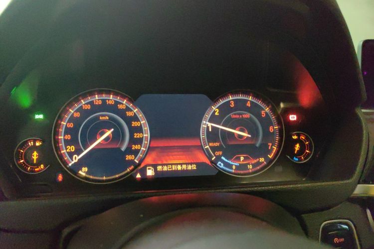 BMW 3 Series 2018 #12 BMW 3 Series 2018 car image #12