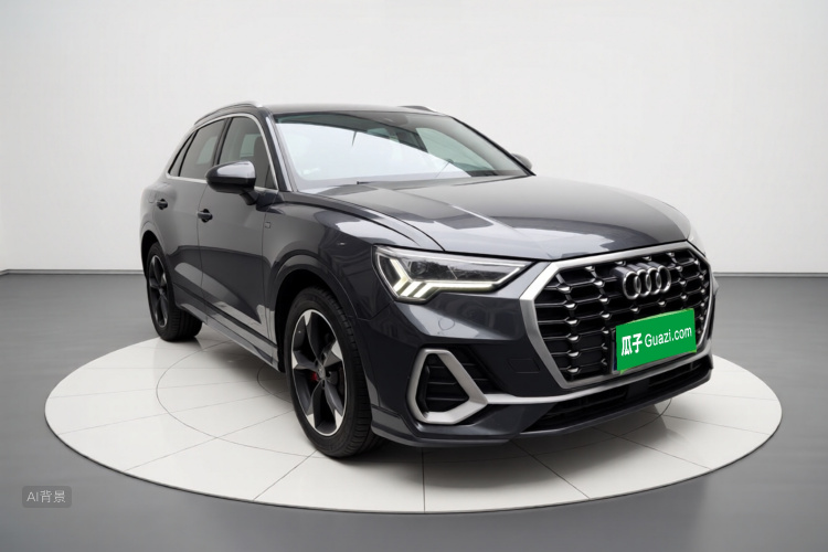 Audi Q3 2020 car image #4