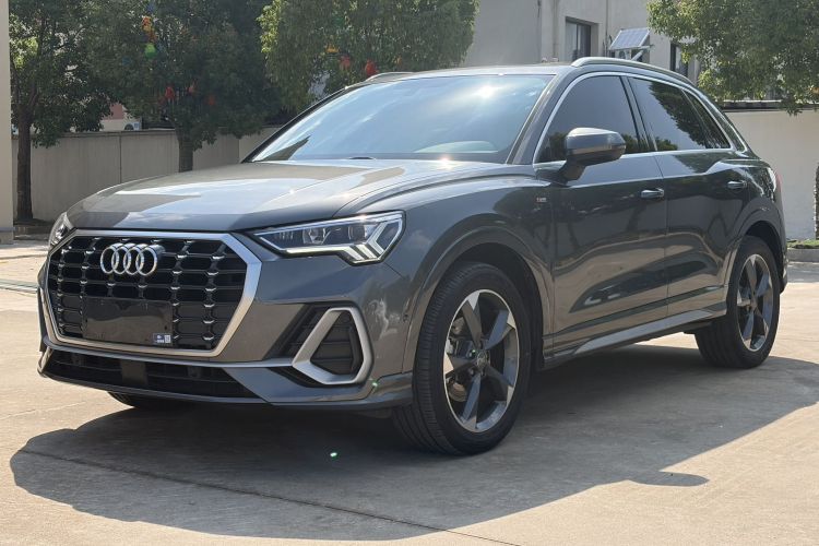 Audi Q3 2020 #2 Audi Q3 2020 car image #2