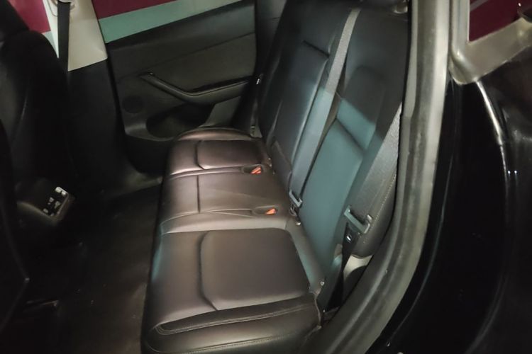 Tesla Model Y 2022 #17 Tesla Model Y 2022 car image #17
