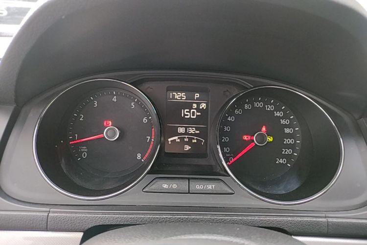 Volkswagen Lavida 2017 car image #12