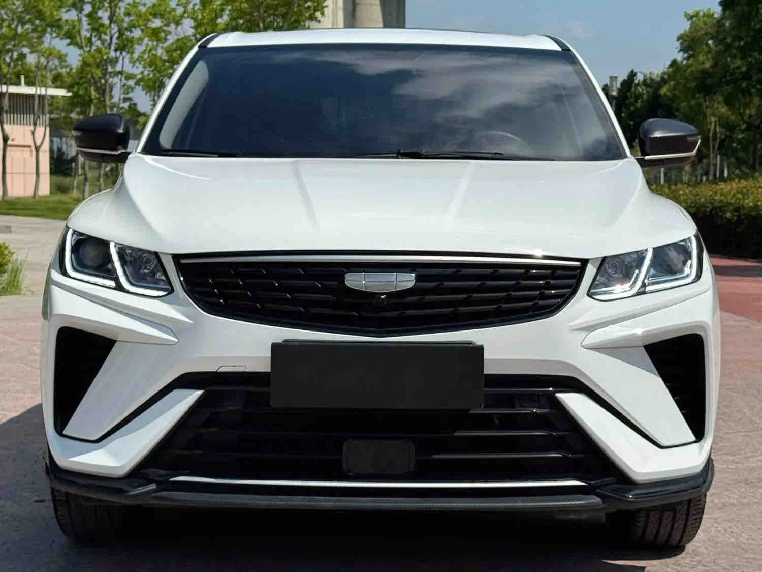 GEELY Coolray 2025 #3 GEELY Coolray 2025 car image #3