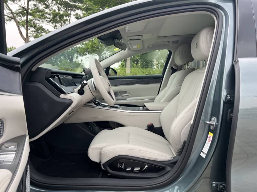 BYD HanL 2025 صورة سيارة #7