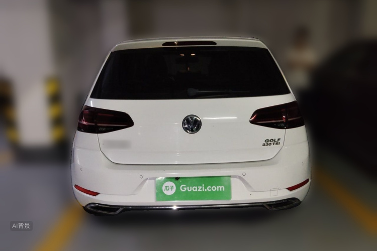 Volkswagen Golf 2018 car image #6