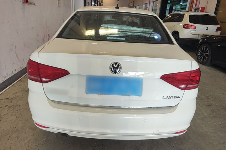 Volkswagen Lavida 2017 #6 Volkswagen Lavida 2017 car image #6
