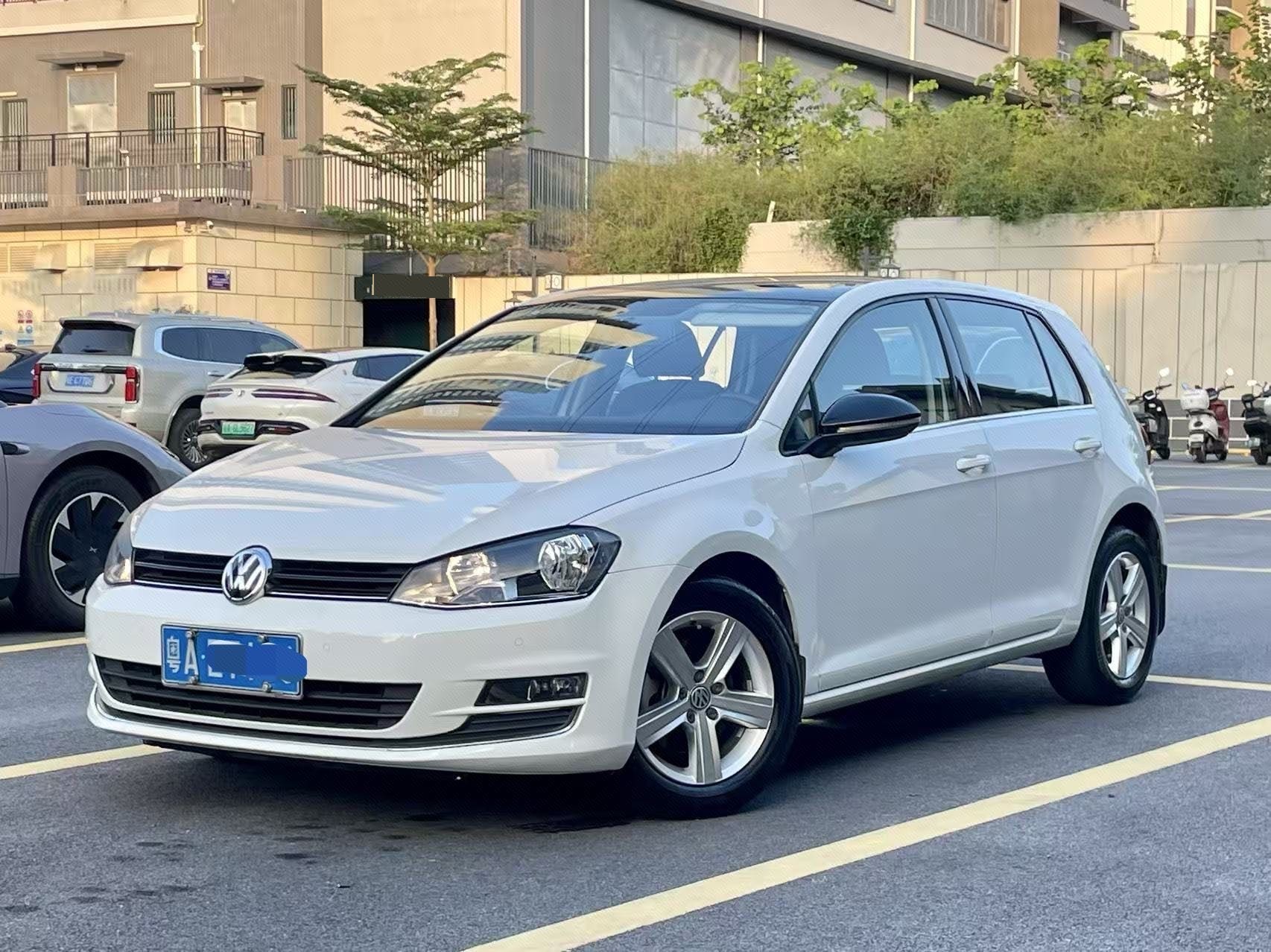 Volkswagen Golf 2017 Volkswagen Golf 2017 car image