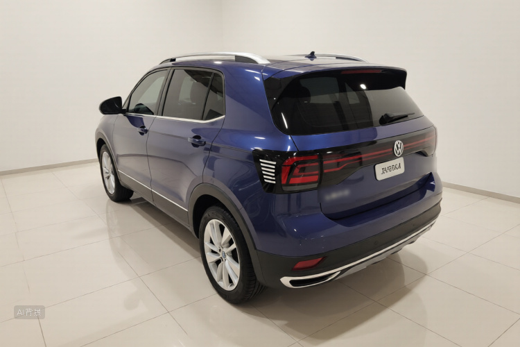 Volkswagen T-Cross 2021 car image #5