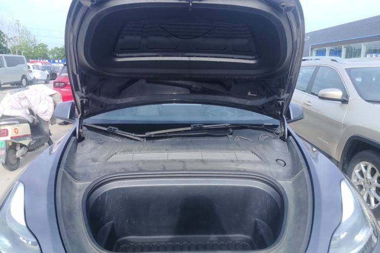 Tesla Model Y 2022 #20 Tesla Model Y 2022 car image #20