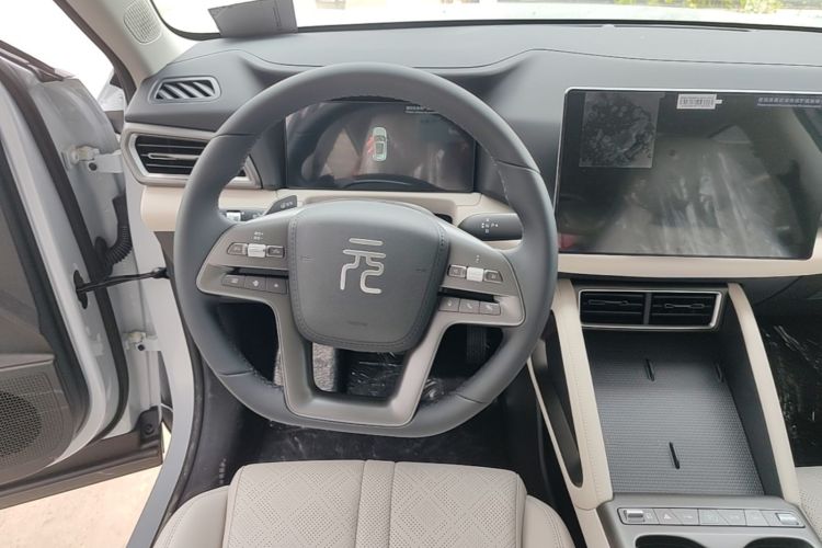 BYD YuanUP 2026 изображение автомобиля #11