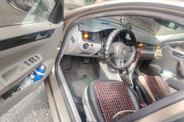 Volkswagen Bora 2015 #9 Volkswagen Bora 2015 صورة سيارة #9