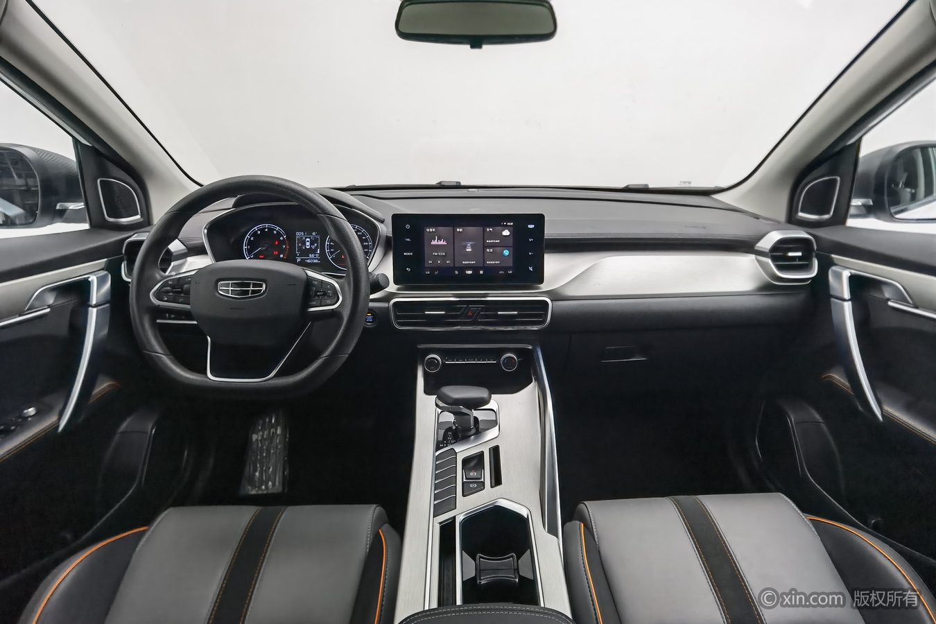 GEELY Coolray 2024 immagine di auto #12