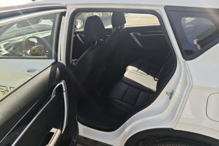 GEELY Coolray 2025 #19 GEELY Coolray 2025 immagine di auto #19