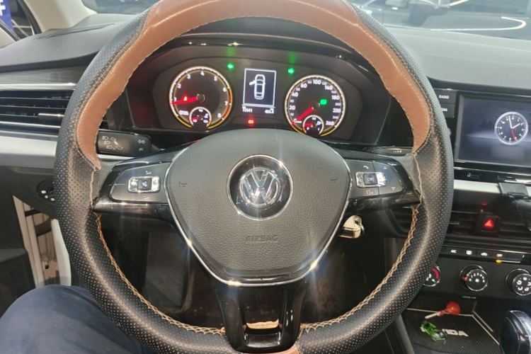 Volkswagen Lavida 2020 #15 Volkswagen Lavida 2020 car image #15