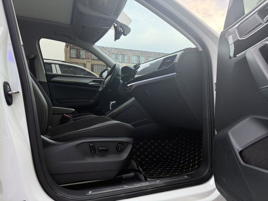 Volkswagen Tayron 2022 car image #11