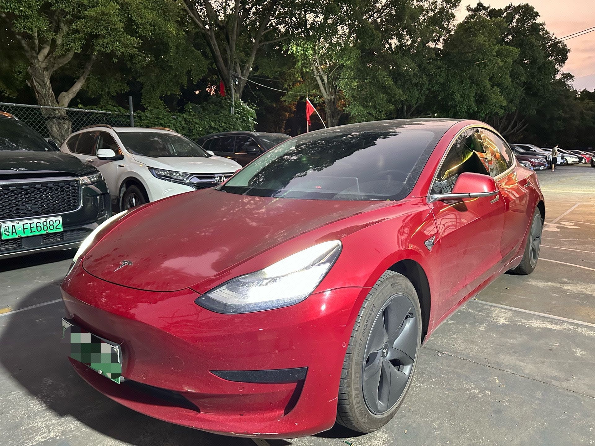 Tesla Model 3 2020 изображение автомобиля 