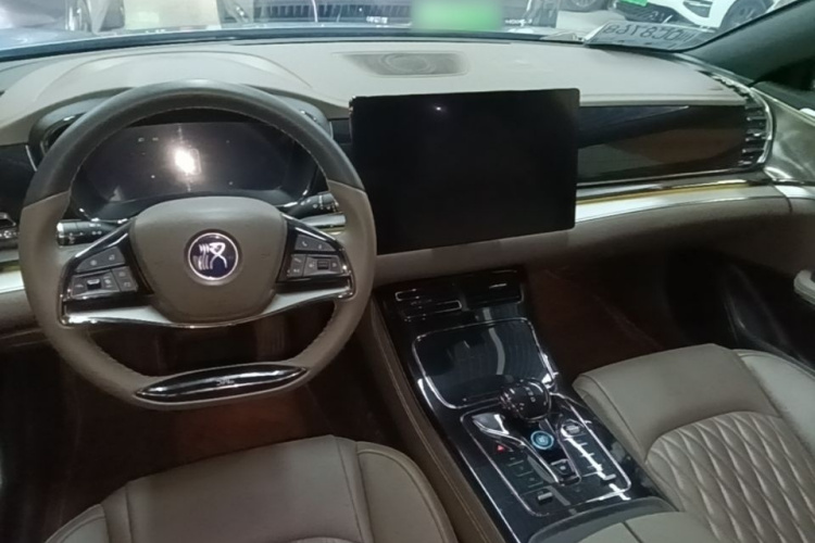 BYD Han 2023 car image #10