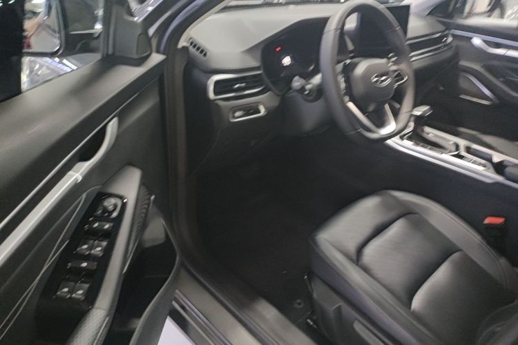 GEELY Emgrand 2023 #15 GEELY Emgrand 2023 car image #15