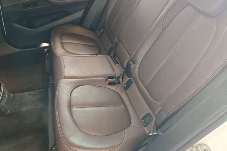 BMW X1 2019 #19 BMW X1 2019 car image #19