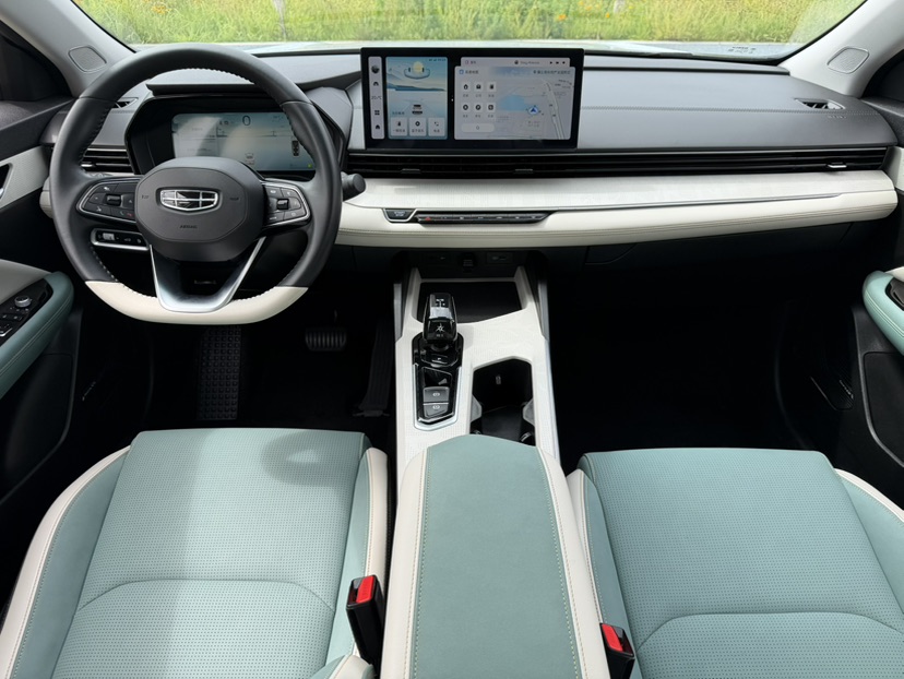 GEELY Emgrand L HiP 2022 car image #7