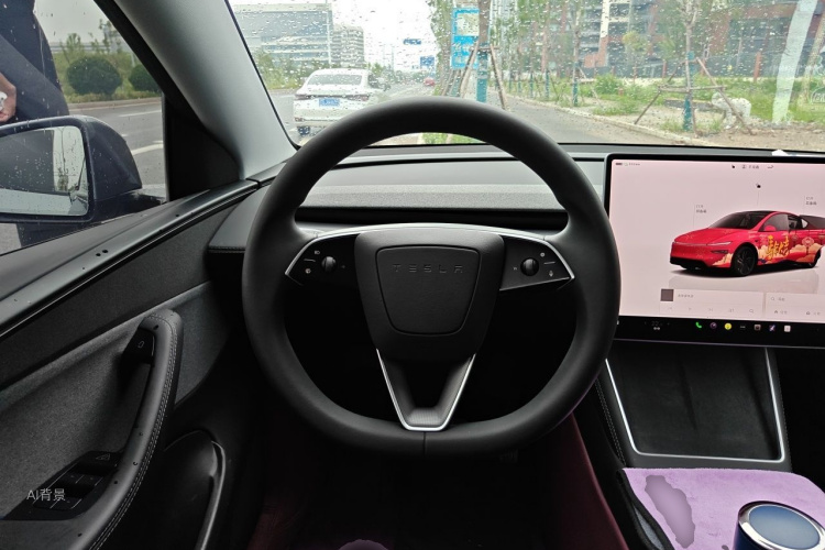 Tesla Model Y 2025 #12 Tesla Model Y 2025 car image #12