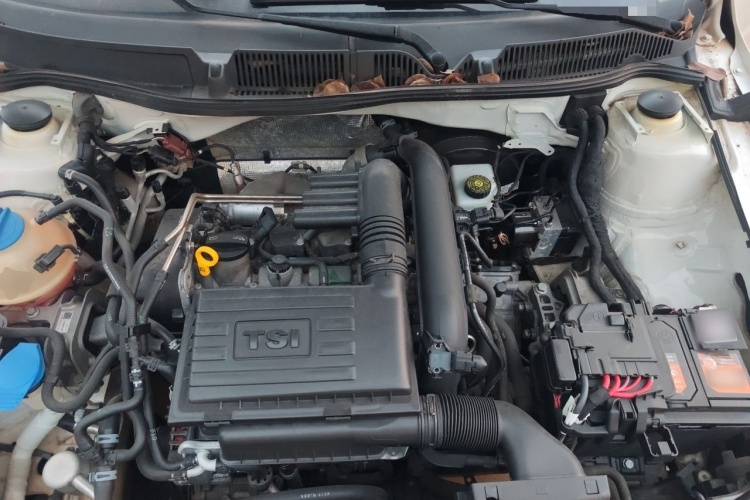 Volkswagen Lavida 2017 car image #18