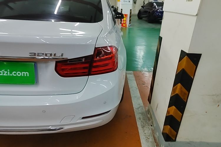 BMW 3 Series 2015 #8 BMW 3 Series 2015 imagen de coche #8