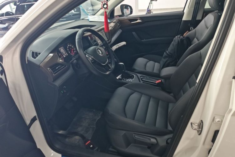 Volkswagen Tharu 2019 #19 Volkswagen Tharu 2019 car image #19