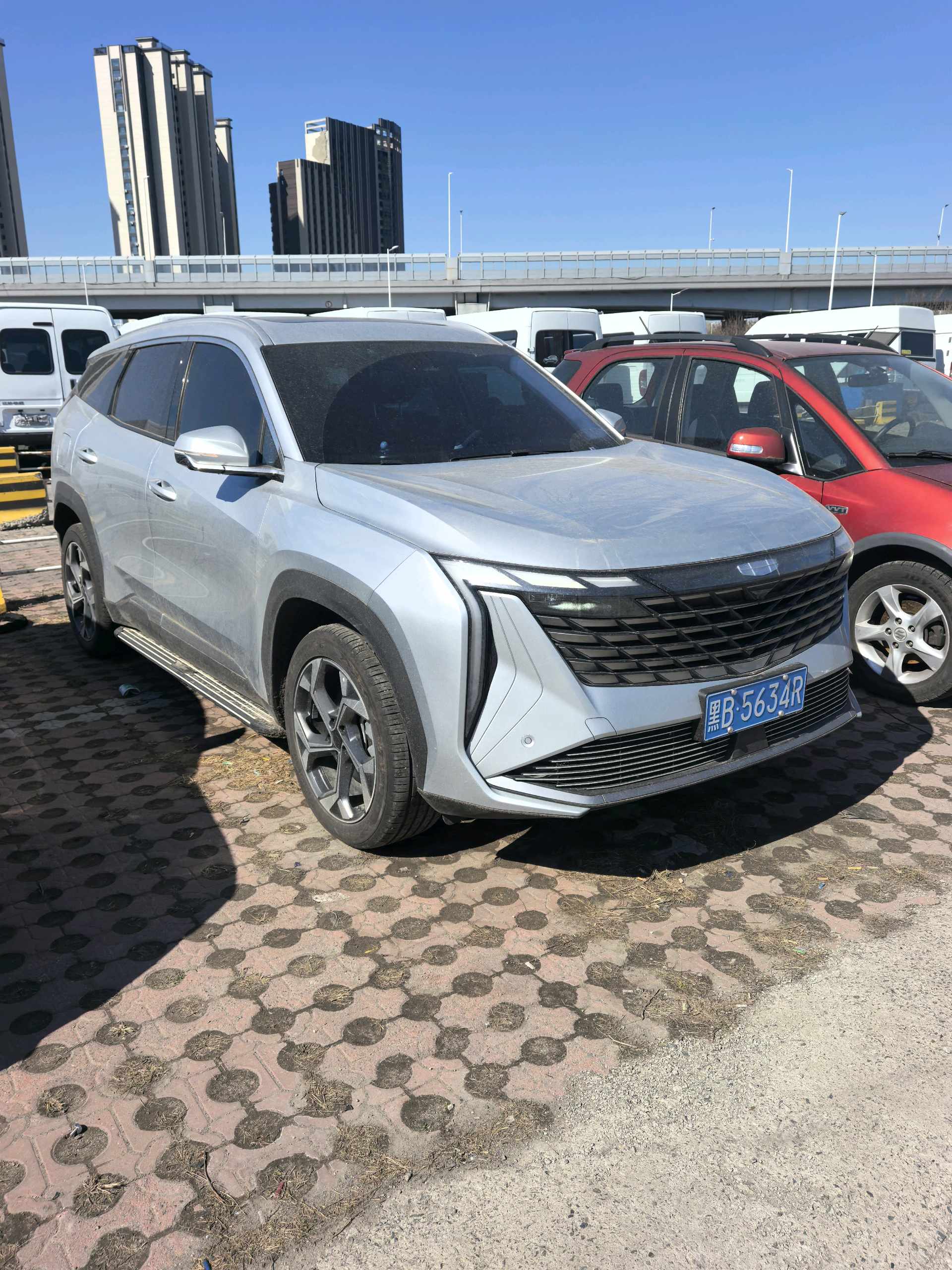 GEELY Boyue L 2024 car image #2