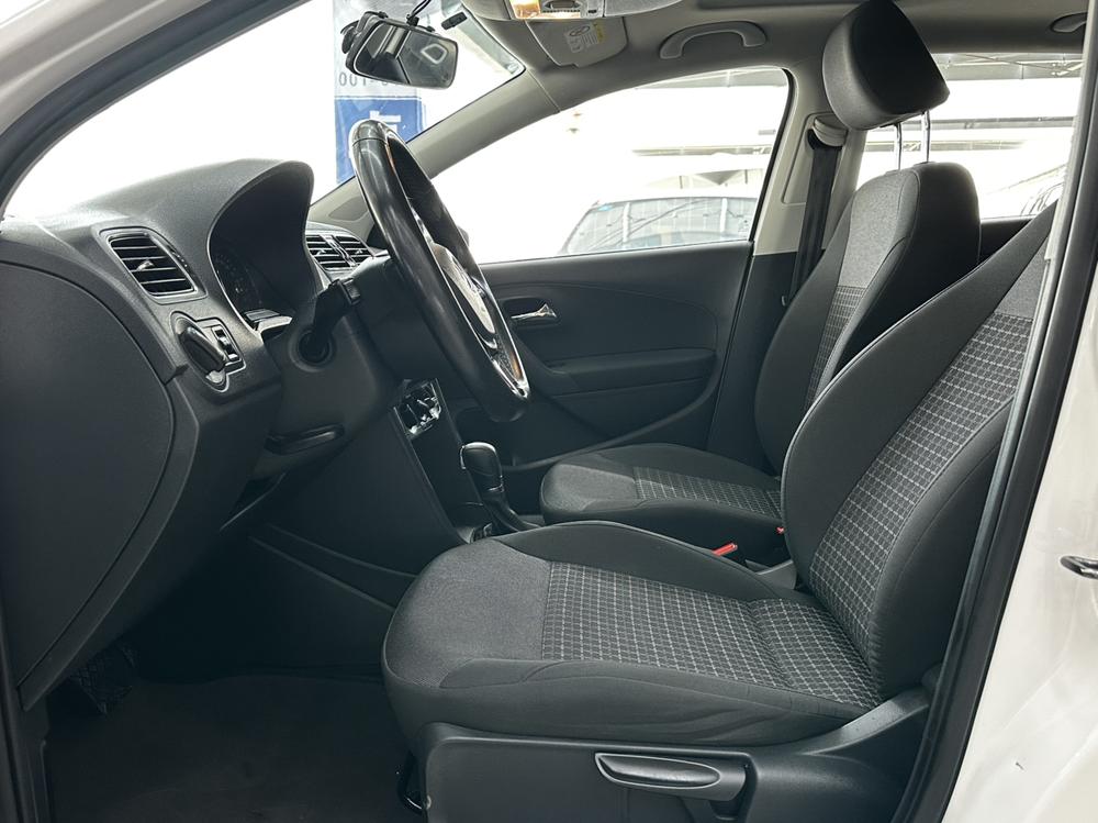 Volkswagen Polo 2017 #24 Volkswagen Polo 2017 car image #24