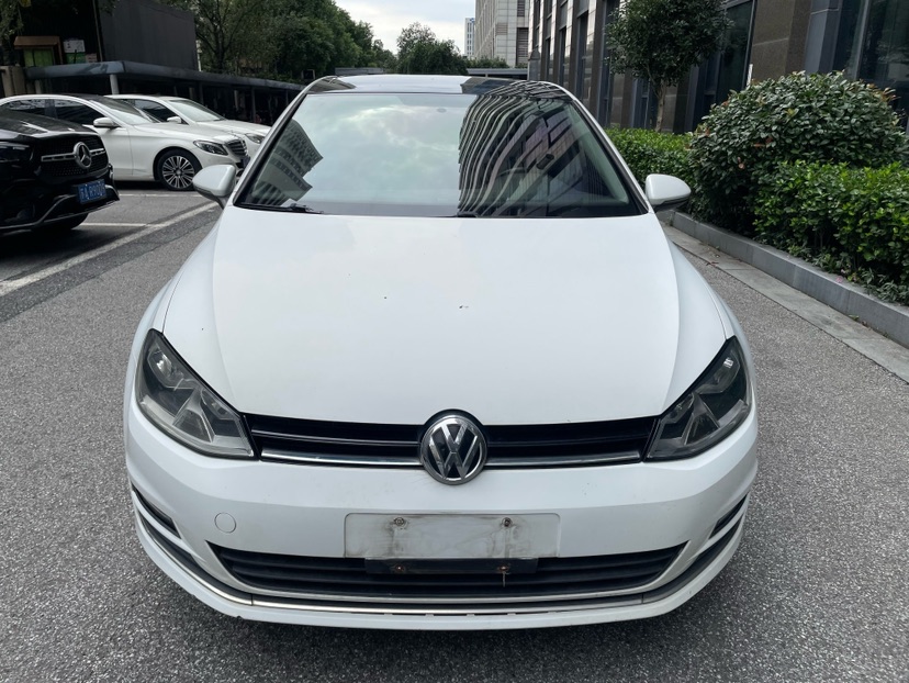 Volkswagen Golf 2016 car image #2